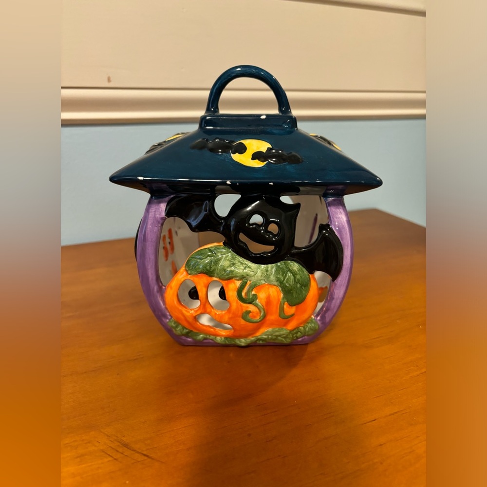 Vintage hand painted ceramic Halloween candle lantern 🎃